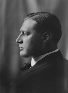 Mr. Dunn, portrait photograph, 1918 Feb. 8. Creator: Arnold Genthe