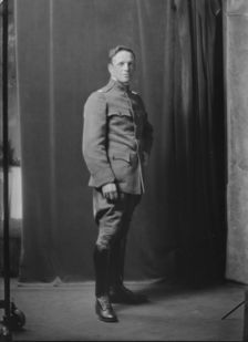 Mr. Ernest Peixotto, portrait photograph, 1918 Feb. 28. Creator: Arnold Genthe