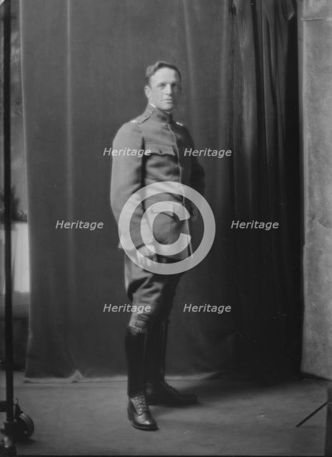Mr. Ernest Peixotto, portrait photograph, 1918 Feb. 28. Creator: Arnold Genthe.