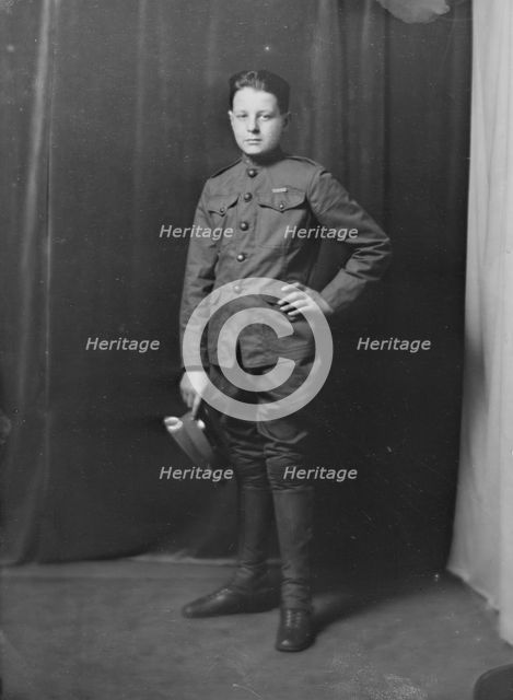 Mr. Frederick Schling, portrait photograph, 1918 May 13. Creator: Arnold Genthe.