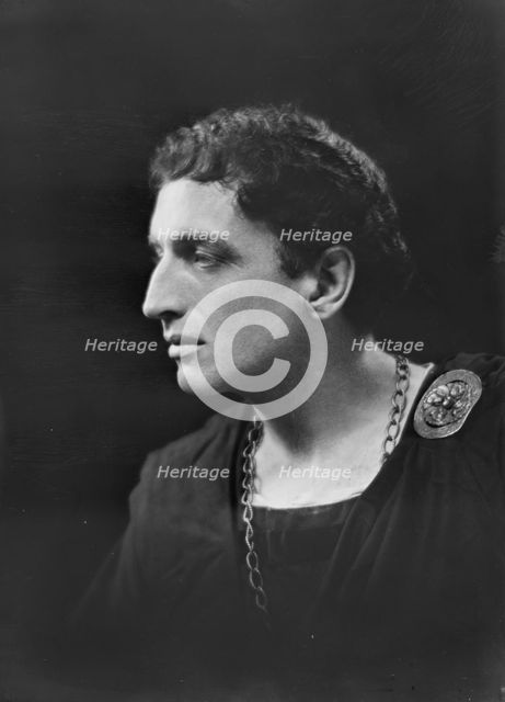 Mr. Fritz Leiber in costume, 1919 Oct. 11. Creator: Arnold Genthe.