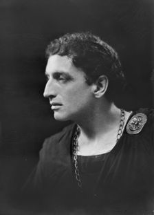 Mr. Fritz Leiber in costume, 1919 Oct. 11. Creator: Arnold Genthe