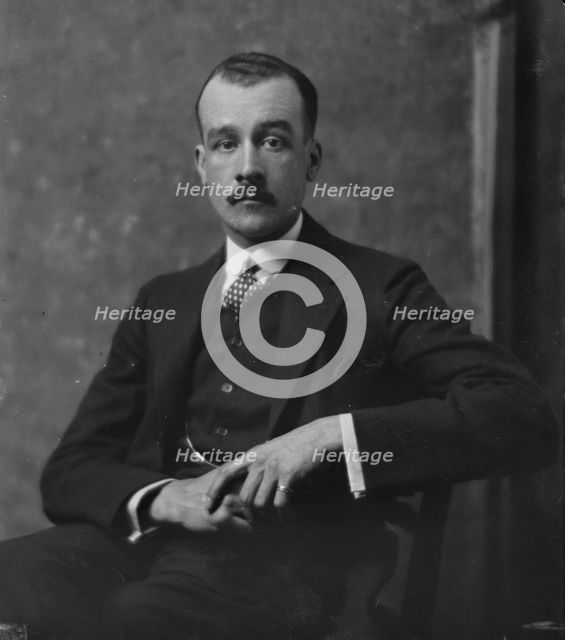 Mr. L. Kane, portrait photograph, 1919 May 3. Creator: Arnold Genthe.