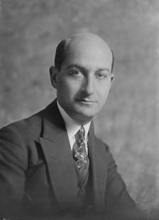Mr. Sanders, portrait photograph, 1919 Feb. 18. Creator: Arnold Genthe