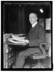 Mr. Suter, Dept. Justice, between 1911 and 1920. Creator: Harris & Ewing