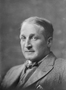 Mr. R. Flaherty, portrait photograph, 1918 June 10. Creator: Arnold Genthe