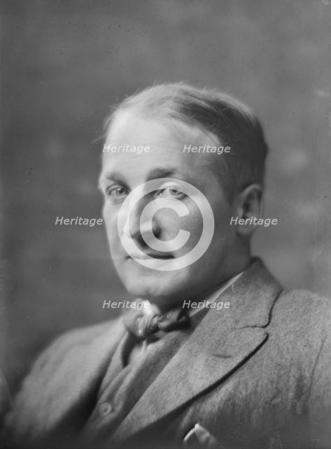 Mr. R. Flaherty, portrait photograph, 1918 June 10. Creator: Arnold Genthe.