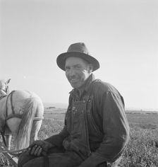 Mr. Roberts saying, "They're on WPA and I'm out here", Malheur County, Oregon, 1939. Creator: Dorothea Lange