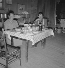Mr. Wardlow says grace before dinner, Dead Ox Flat, Malheur County, Oregon, 1939. Creator: Dorothea Lange