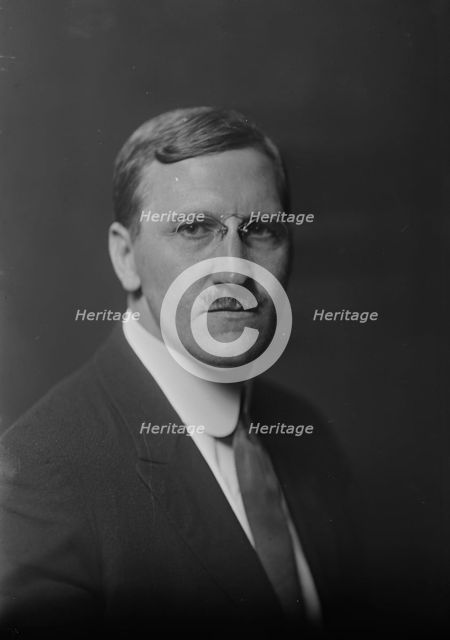 Mr. William J. Roberts, portrait photograph, 1918 Sept. 13. Creator: Arnold Genthe.