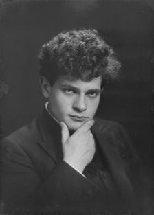 Mr. Tosha [sic] Seidel, portrait photograph, 1918 May 13. Creator: Arnold Genthe