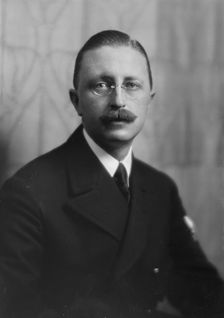 Mr. Templeton Crocker, portrait photograph, 1918 Jan. 21. Creator: Arnold Genthe