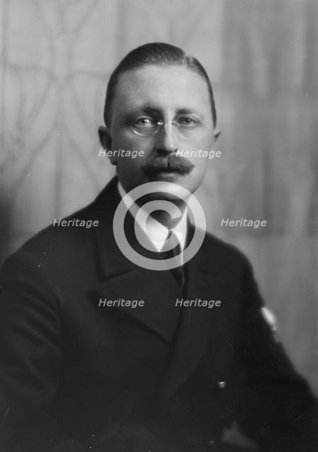 Mr. Templeton Crocker, portrait photograph, 1918 Jan. 21. Creator: Arnold Genthe.