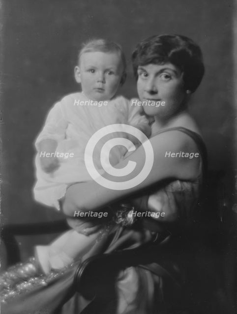 Mrs. Murphy and baby, portrait photograph, 1918 Apr. 30. Creator: Arnold Genthe.