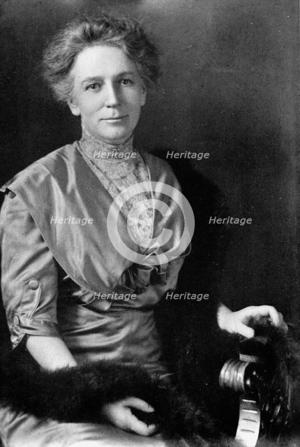 Mrs. Margaret Hyatt, 1913. Creator: Harris & Ewing.