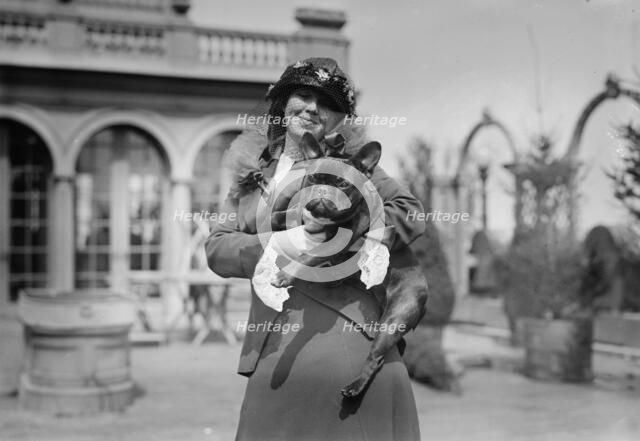 Mrs. Martha Haslam & Noisette, between c1910 and c1915. Creator: Bain News Service.
