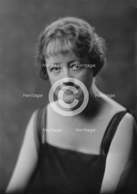 Mrs. McKinney, (Mrs. Hart O. Berg), portrait photograph, 1919 June 12. Creator: Arnold Genthe.