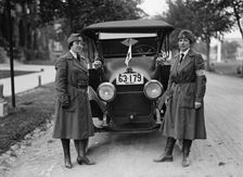 Mrs. Mendum Bloomburg, Red Cross Motor Corps, 1917. Creator: Harris & Ewing