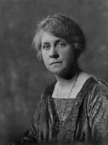 Mrs. N.G. Crane, portrait photograph, 1917 Dec. 17. Creator: Arnold Genthe