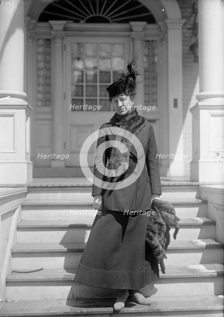 Mrs. Newton D Baker, 1917. Creator: Harris & Ewing.