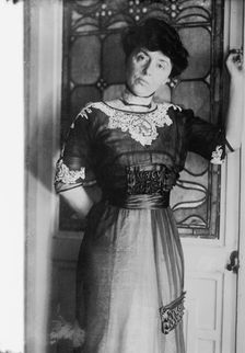 Mrs. O. Underwood, between c1910 and c1915. Creator: Bain News Service