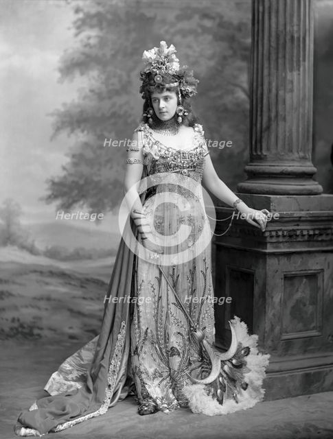 Mrs Algernon Bourke (1870-1967), née Guendoline Irene Emily Sloane-Stanley..., 1897. Creator: Photo studio Lafayette, London  .