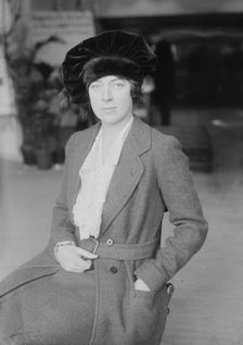 Mrs. A.S. Burden, between c1915 and c1920. Creator: Bain News Service