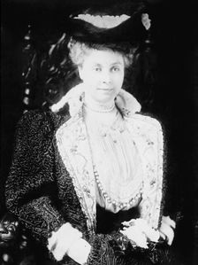 Mrs. C.M. Depew seated, 1911. Creator: Bain News Service