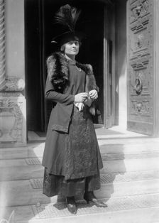 Mrs. Cortland [i.e. Courtlandt], D. Barnes, between c1915 and c1920. Creator: Bain News Service