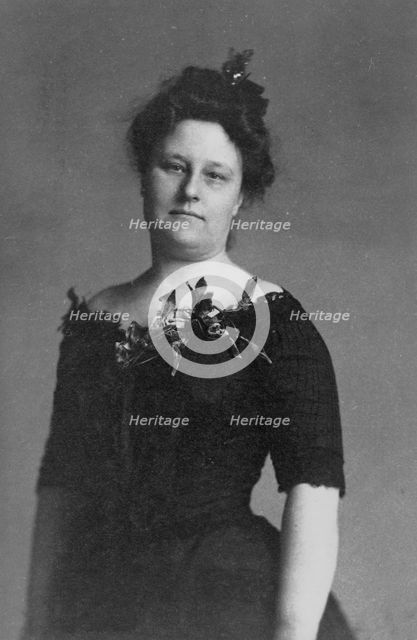 Mrs. Crabbe, half-length portrait, standing, facing front, between c1890 and 1910. Creator: Frances Benjamin Johnston.