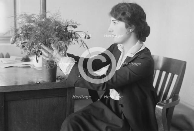 Mrs. Earl Carroll, between c1915 and c1920. Creator: Bain News Service.