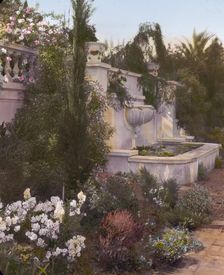 Mrs. Eldridge Merick Fowler house, 363 Grove Street, Pasadena, California, 1917. Creator: Frances Benjamin Johnston