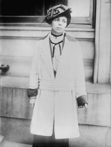 Mrs. Eliz. Holman, 1914. Creator: Bain News Service