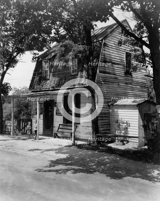 Mrs. Ellis' store, Falmouth, Virginia, between 1933 and 1942. Creator: Frances Benjamin Johnston.