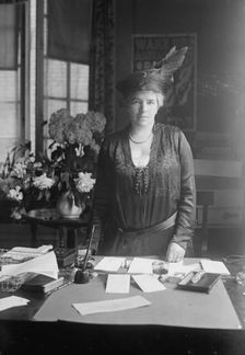 Mrs. E.R. Stettinius. Creator: Bain News Service