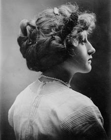 Mrs. F.W. Wolfart, between c1910 and c1920. Creator: Bain News Service