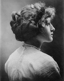 Mrs. F.W. Wolfart, between c1910 and c1920. Creator: Bain News Service