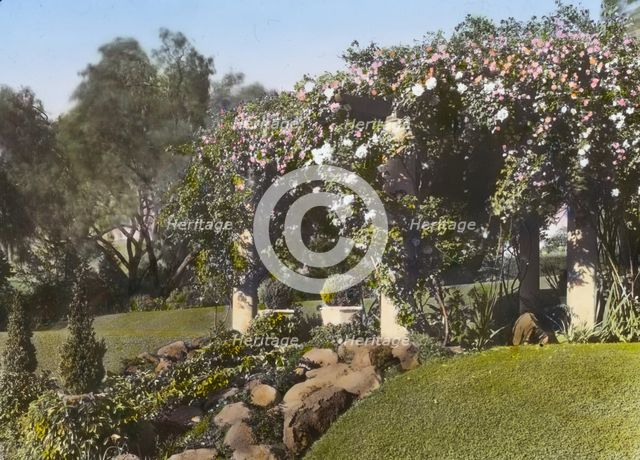 Mrs. Francis Lemoine Loring house, 700 South San Rafael Avenue, Pasadena, California, 1917. Creator: Frances Benjamin Johnston.