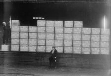 Mrs. G.W. Lopp & cigarettes sent to France, between c1914 and c1915. Creator: Bain News Service