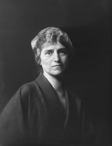Mrs. Garrison, portrait photograph, 1919 Jan. 21. Creator: Arnold Genthe
