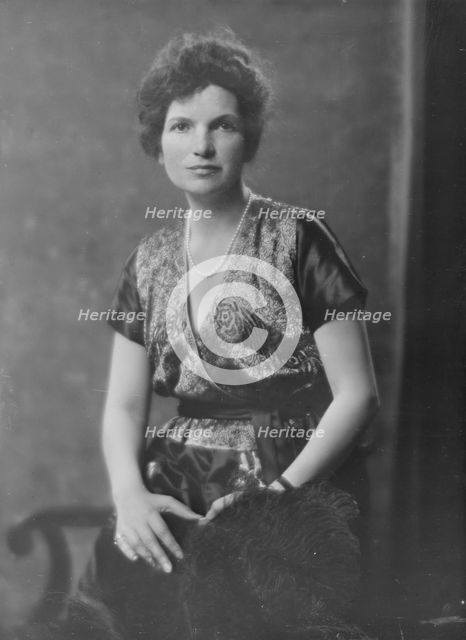 Mrs. George Bolt Jr., portrait photograph, 1918 May 29. Creator: Arnold Genthe.
