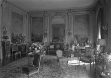 Mrs. George H. Warren, residence at 924 5th Ave., New York City, 1935. Creator: Gottscho-Schleisner, Inc