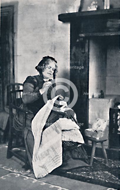 'Mrs. Graham Moffatt', 1916. Artist: Alfred Ellis & Walery.