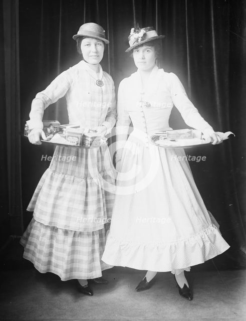 (Mrs. H. Kinnicutt) Mrs. Fuller Potter, Mrs. H.W. Howe, 1915. Creator: Bain News Service.