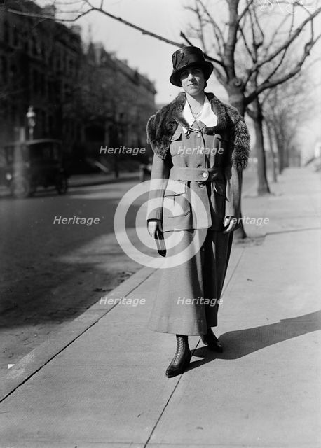 Mrs. Henry T. Bull, 1918. Creator: Harris & Ewing.