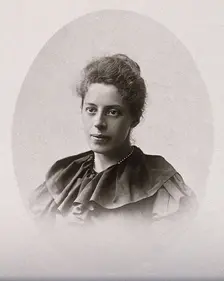 Mrs Isaac Roberts, née Dorothea Klumpke, Doctor ès Sciences from the University of Paris, first... Creator: Unknown