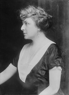 Mrs. J. Borden Harriman, between c1910 and c1915. Creator: Bain News Service