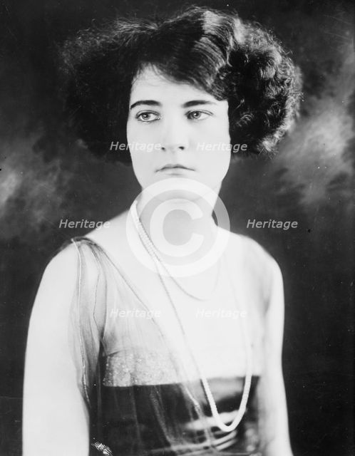 Mrs. J. St. C. Chaqueneau, between c1915 and c1920. Creator: Bain News Service.