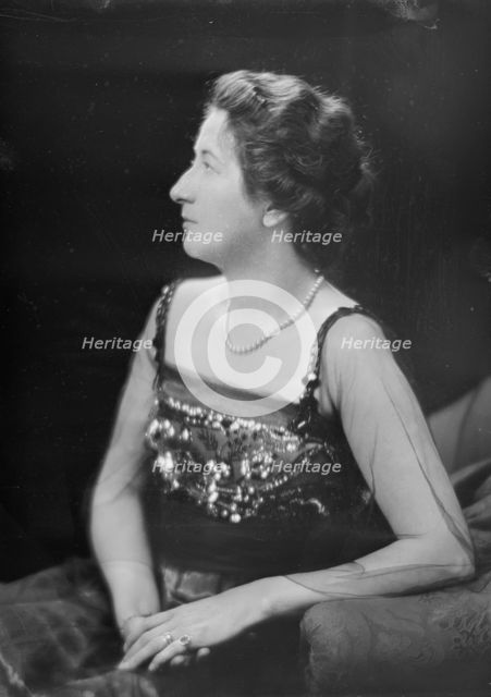 Mrs. J. Rittenhouse, portrait photograph, 1919 Apr. 11. Creator: Arnold Genthe.