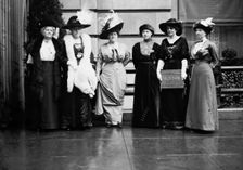 Mrs. J.S. Crosby, Mrs. Cullop, Mrs. S. Ayers, Mrs. Linthicum, Mrs. R.L. Henry, and Miss..., (1912?). Creator: Bain News Service